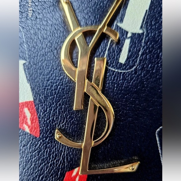 Authentic crossbody YSL Kate Lipstick purse with gold hardware. - Picture 5 of 7